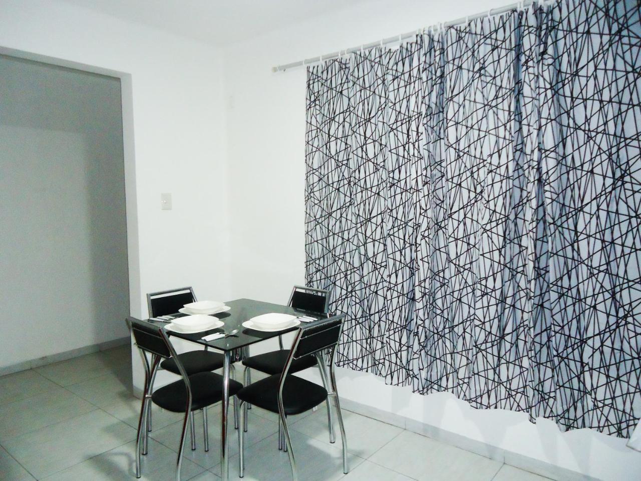 City Lodge Apart ซานตาครูซเดอลาเซียร์รา ภายนอก รูปภาพ