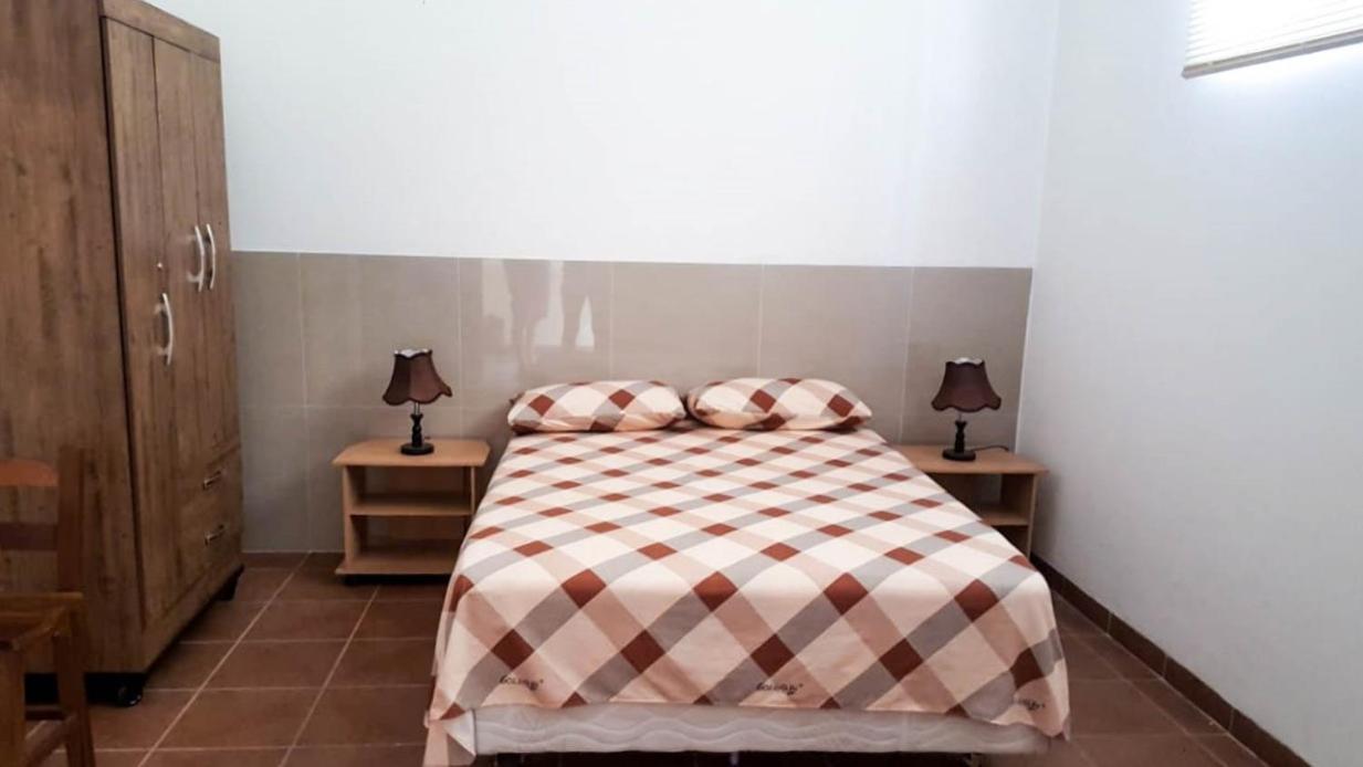 City Lodge Apart ซานตาครูซเดอลาเซียร์รา ภายนอก รูปภาพ